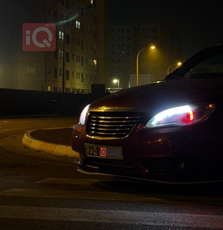 كرايسلر 200